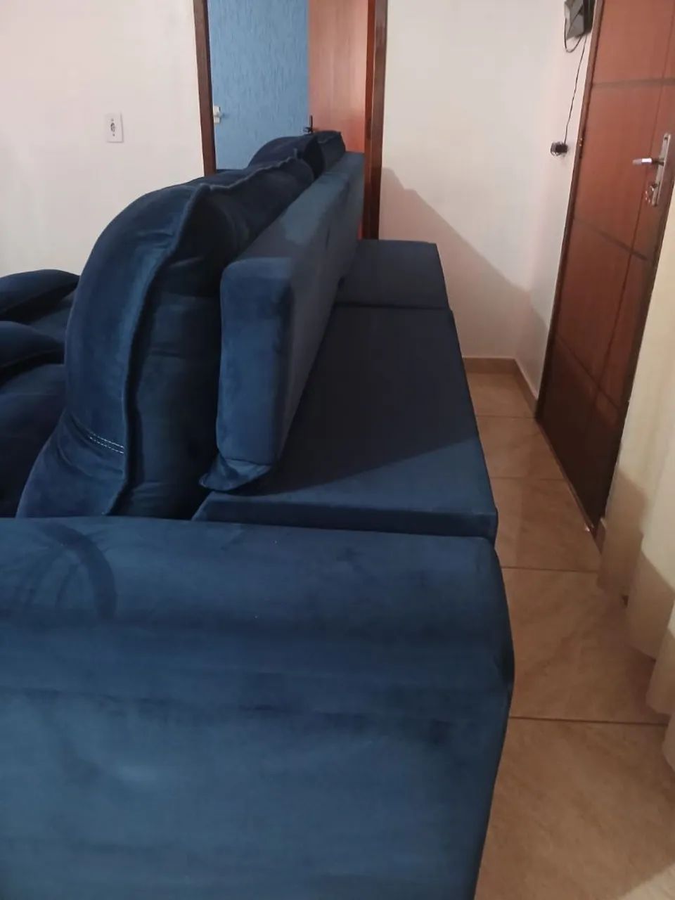 Retractable and Reclining Sofa for Sale459238899618293764