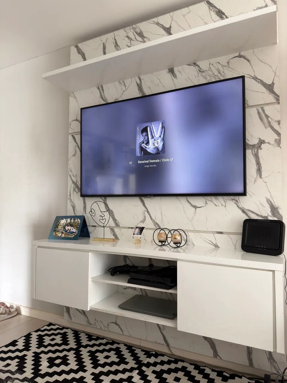 Custom-built wall-mounted rack (home)