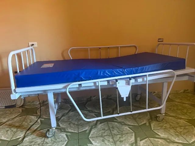 cama hospitalar com colchão  - Foto 4