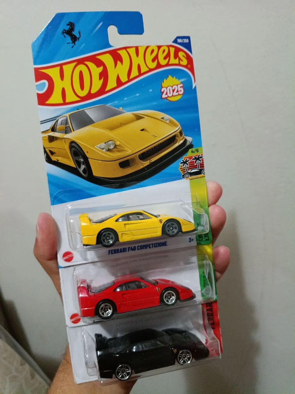 Hotwheels Ferrari F40 - Hobbies e coleções - Setor Central (Gama