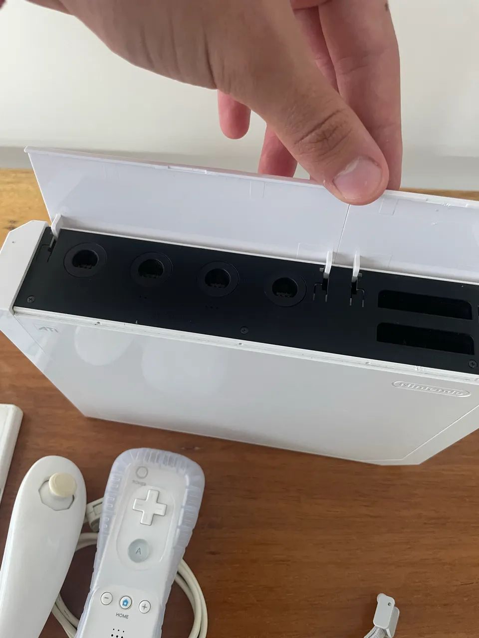 Nintendo Wii retrocompativel COMPLETO - Foto 4