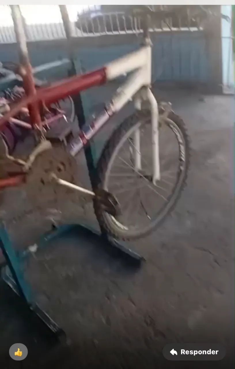 Bicicleta  - Foto 2