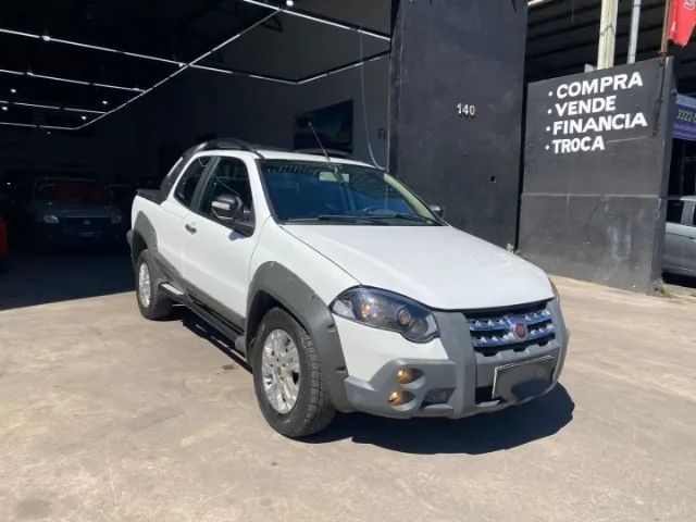 Fiat Strada Adv.1.8 16V Dualogic Flex CD 2012 - Foto 4