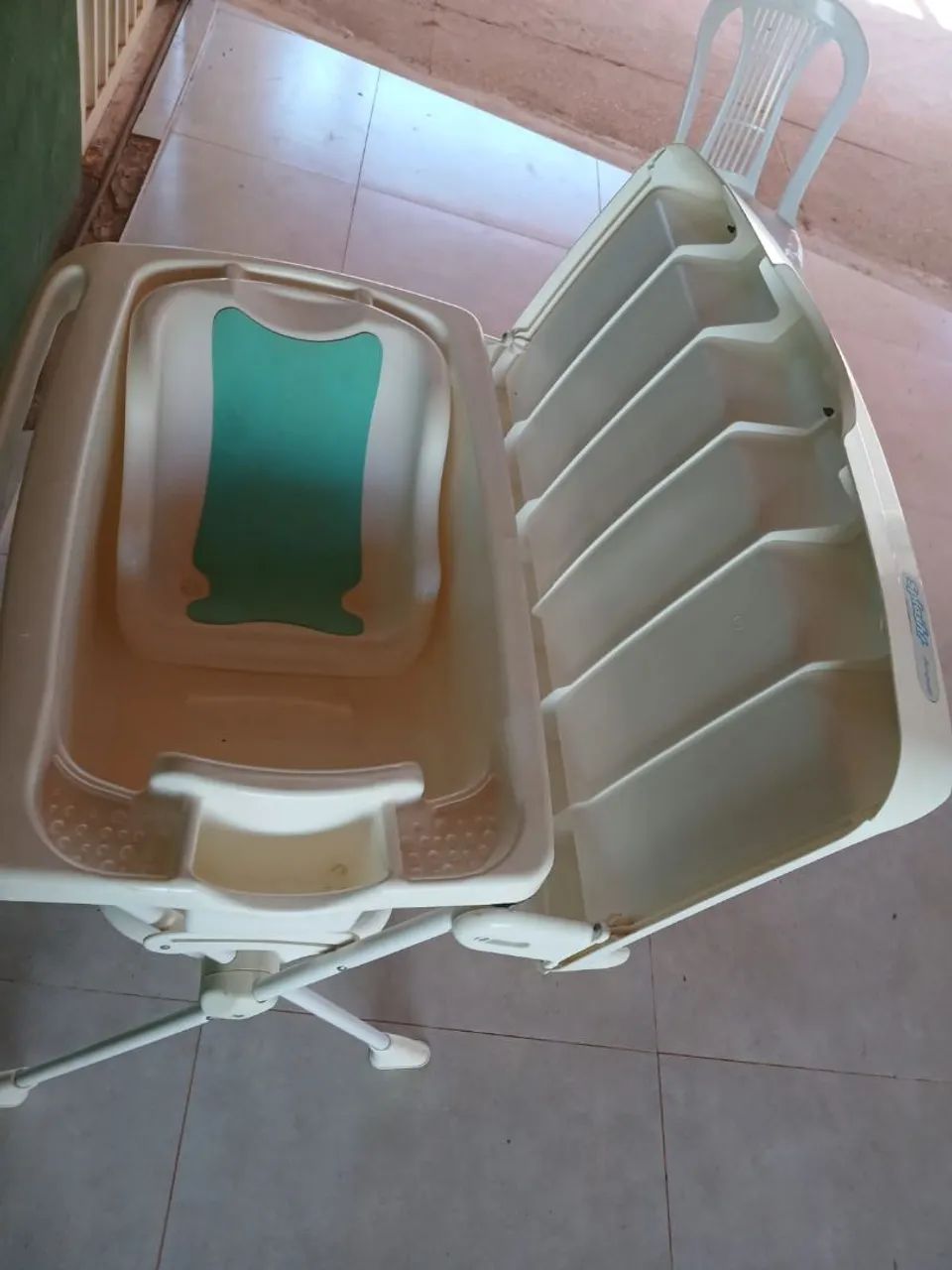 Vendo banheira bem conservada 