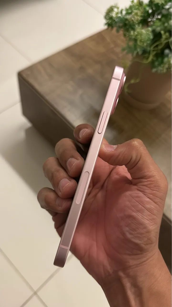 Iphone 15 Plus 128gb *leia o anúncio* - Foto 3
