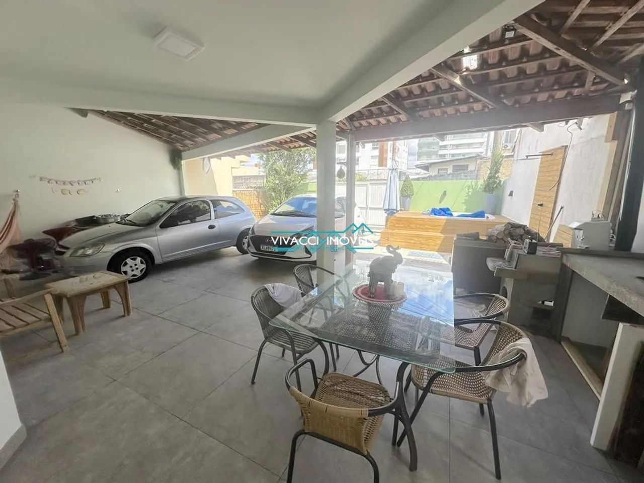 Casa à venda em Florianópolis, Balneário, com 4 quartos, com 150 m² - Foto 2