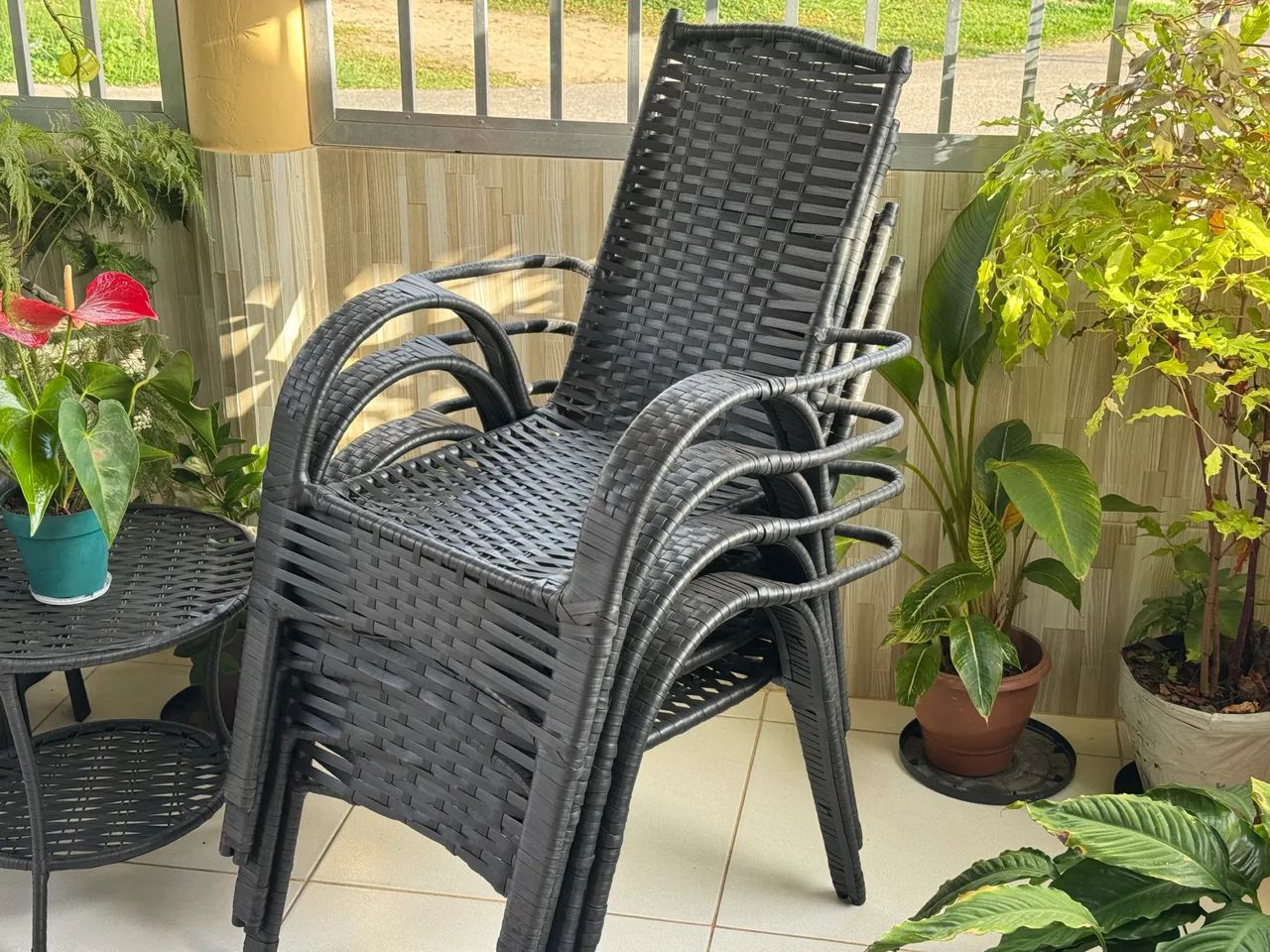 Jogo de cadeiras com mesa de centro  - Foto 3