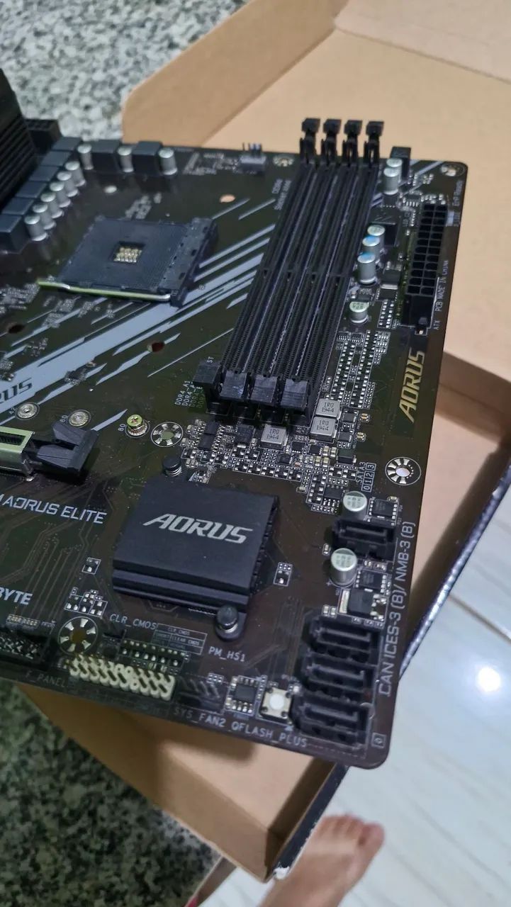 Placa mãe A520m aorus elite - Foto 4
