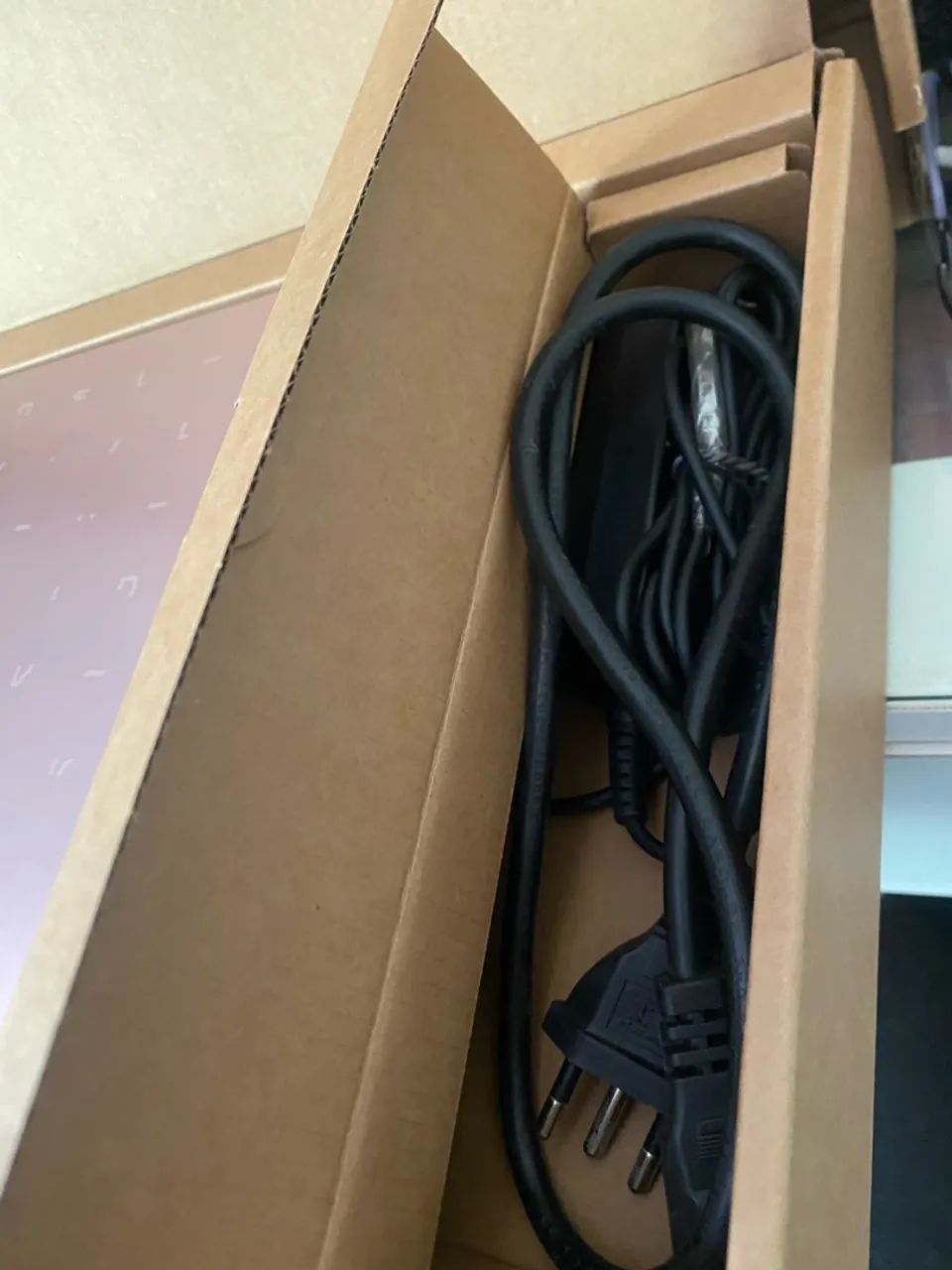 Notebook Asus Rosa Gold E510 - 15,6" - Formatado e Zerado - Foto 3
