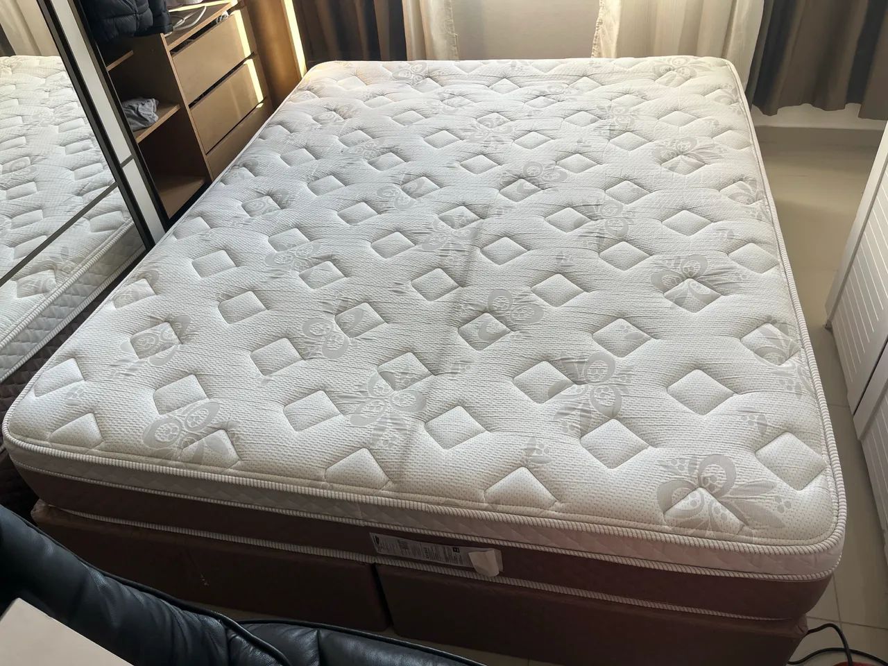 Cama Box Queen Herval 