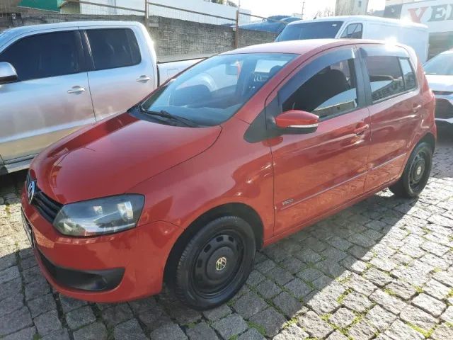 Volkswagen Fox Fox 1.0 Mi Total Flex 8V 3p 2014
