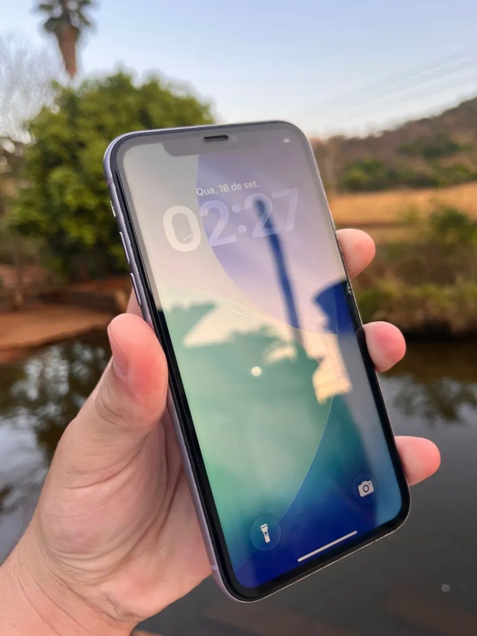 iPhone 11 128GB - lilás  - Foto 2
