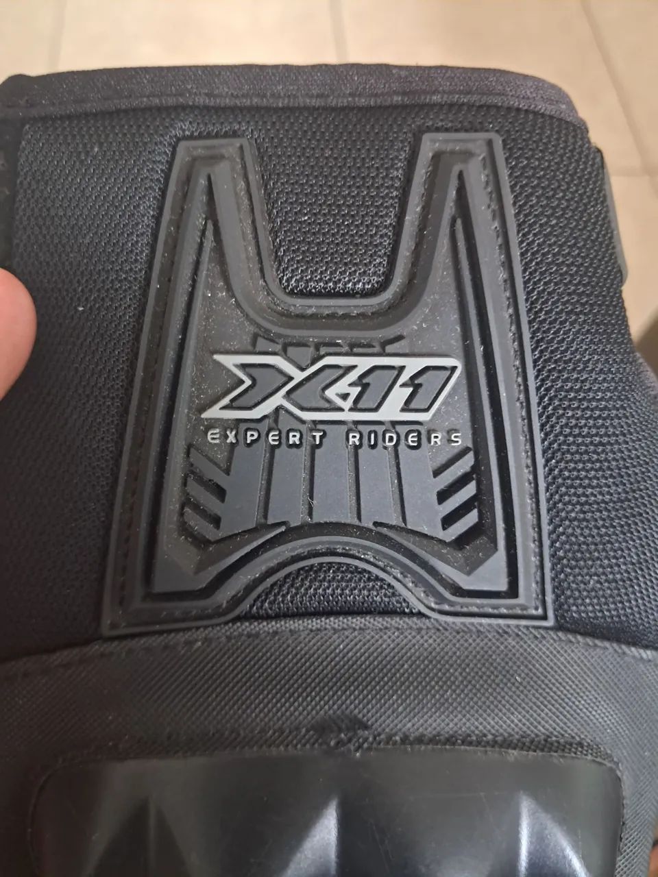 Luva X11 - Excelente estado - Foto 3