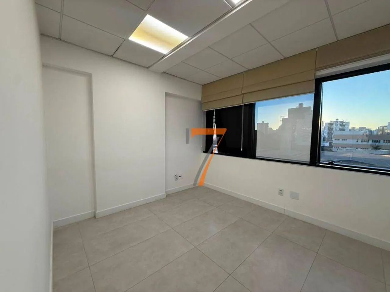 Sala para alugar, 37 m² por R$ 3.660,00/mês - Estreito - Florianópolis/SC - Foto 2