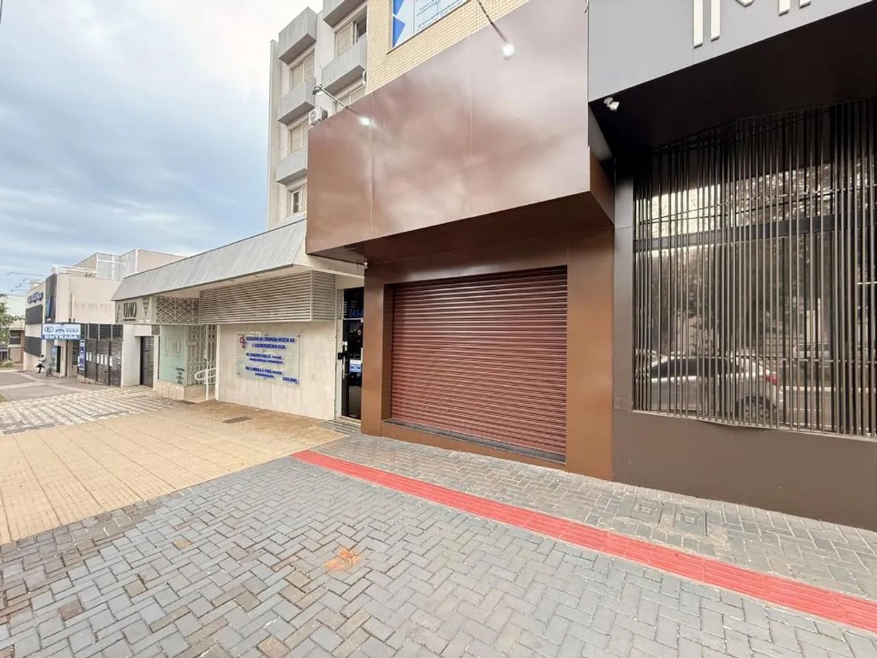 Sala para alugar em Maringá, Zona 04, com 37 m² - Foto 2