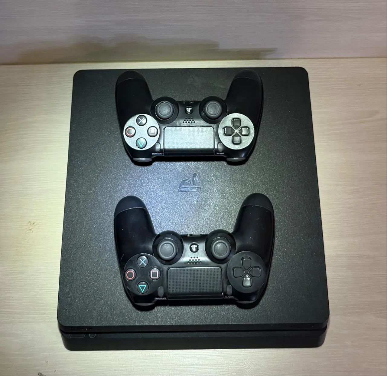 PS4 SLIM 1Tb - Foto 2