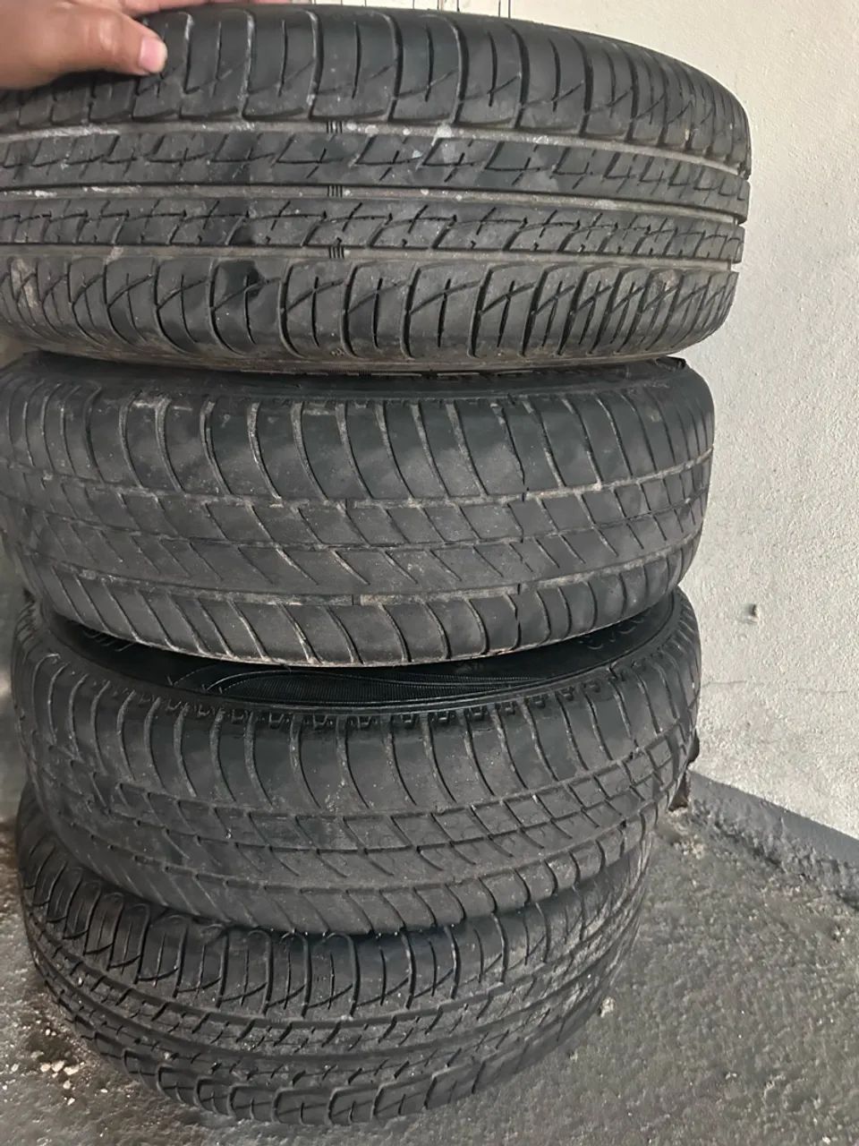 Conjunto de roda e penu aro 13