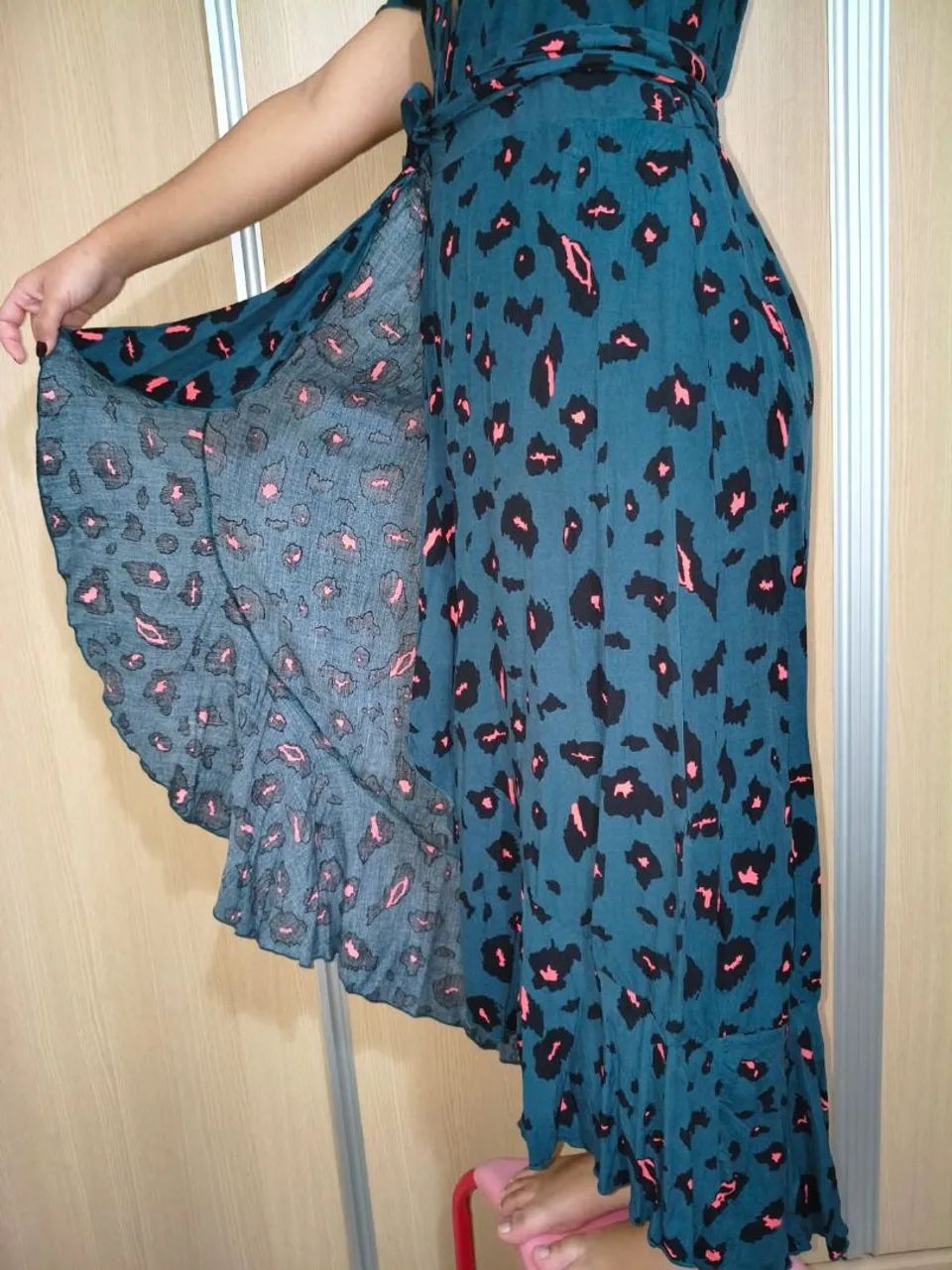 Vestido em viscose saia envelope  - Foto 3