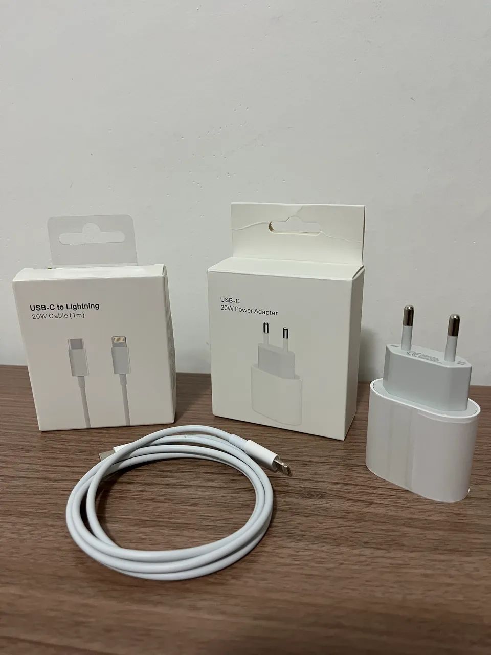 Carregador de Celular com Cabo USB-C Lightning  - Foto 3