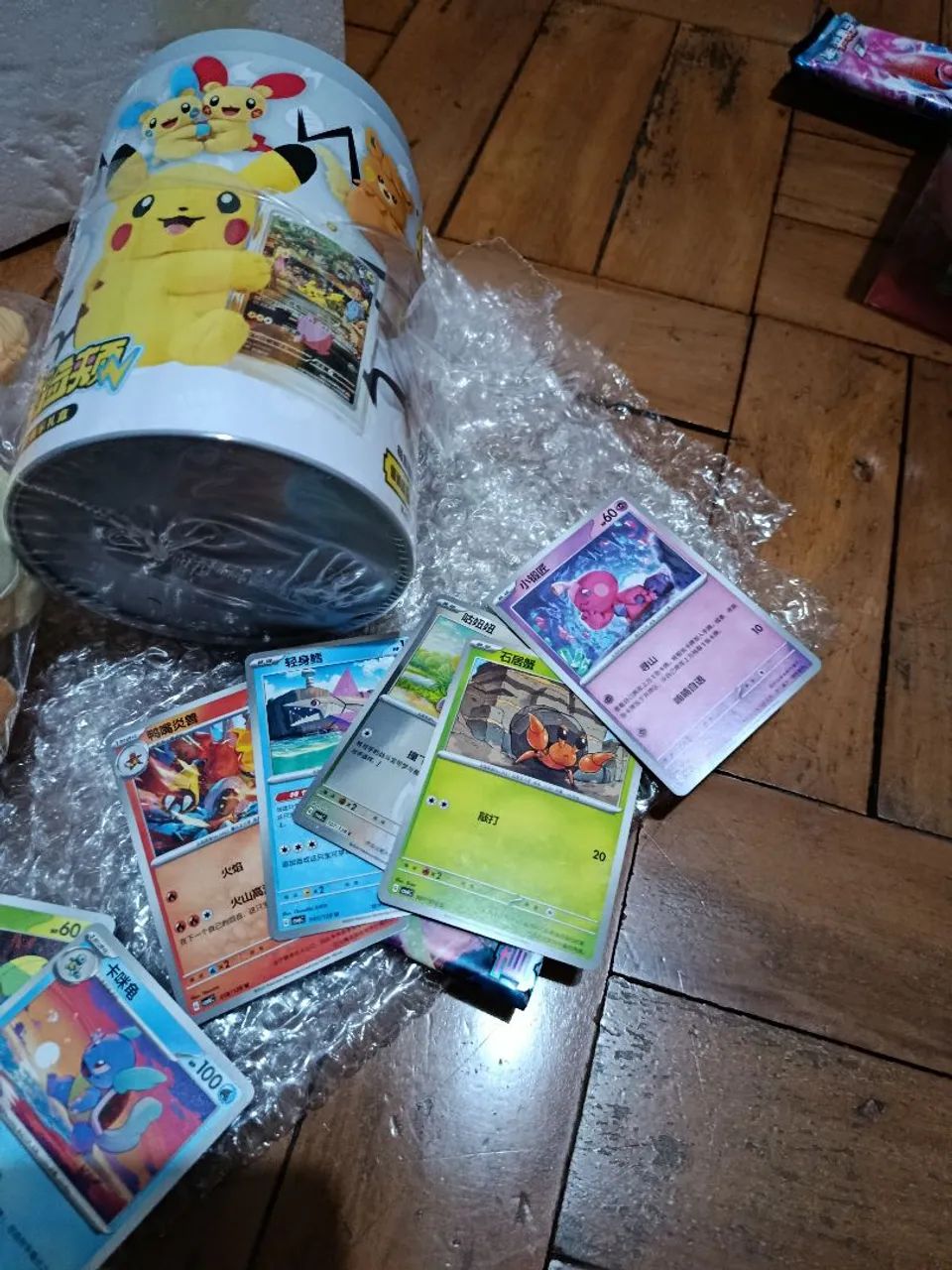 Pokémon nuzzle cheeks + cartas - Foto 2