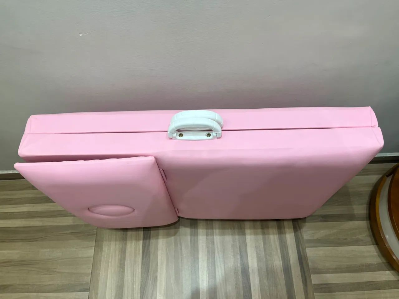 Vendo maca maleta  nova sem uso 