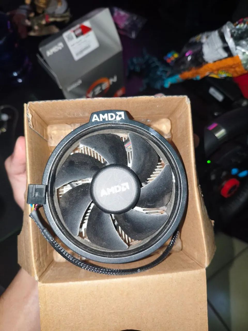 Ryzen 5 3600 com a caixa e coolerbox + Asus b 450m com a caixa e tudo mais - Foto 4