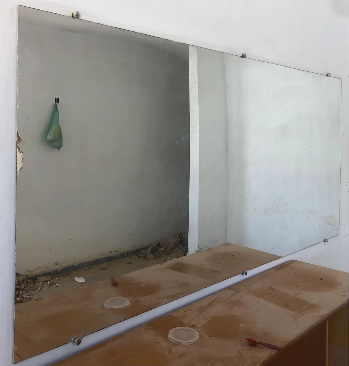 Espelho de vidro grande 