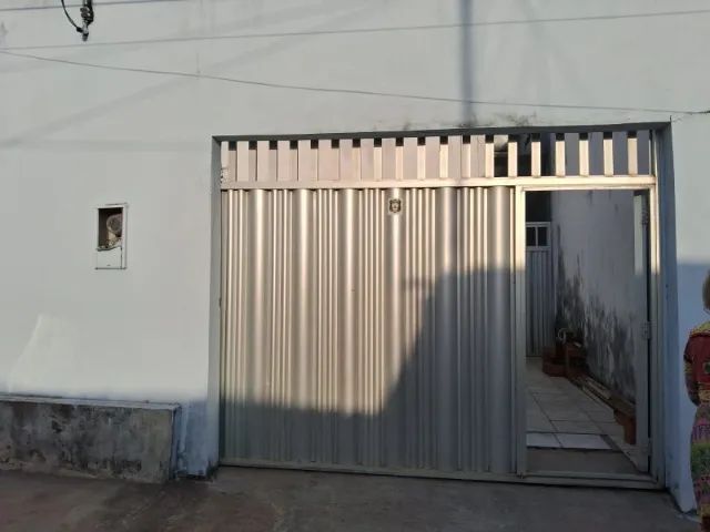 Casa 2 quartos com 1 suíte na Cidade Operária