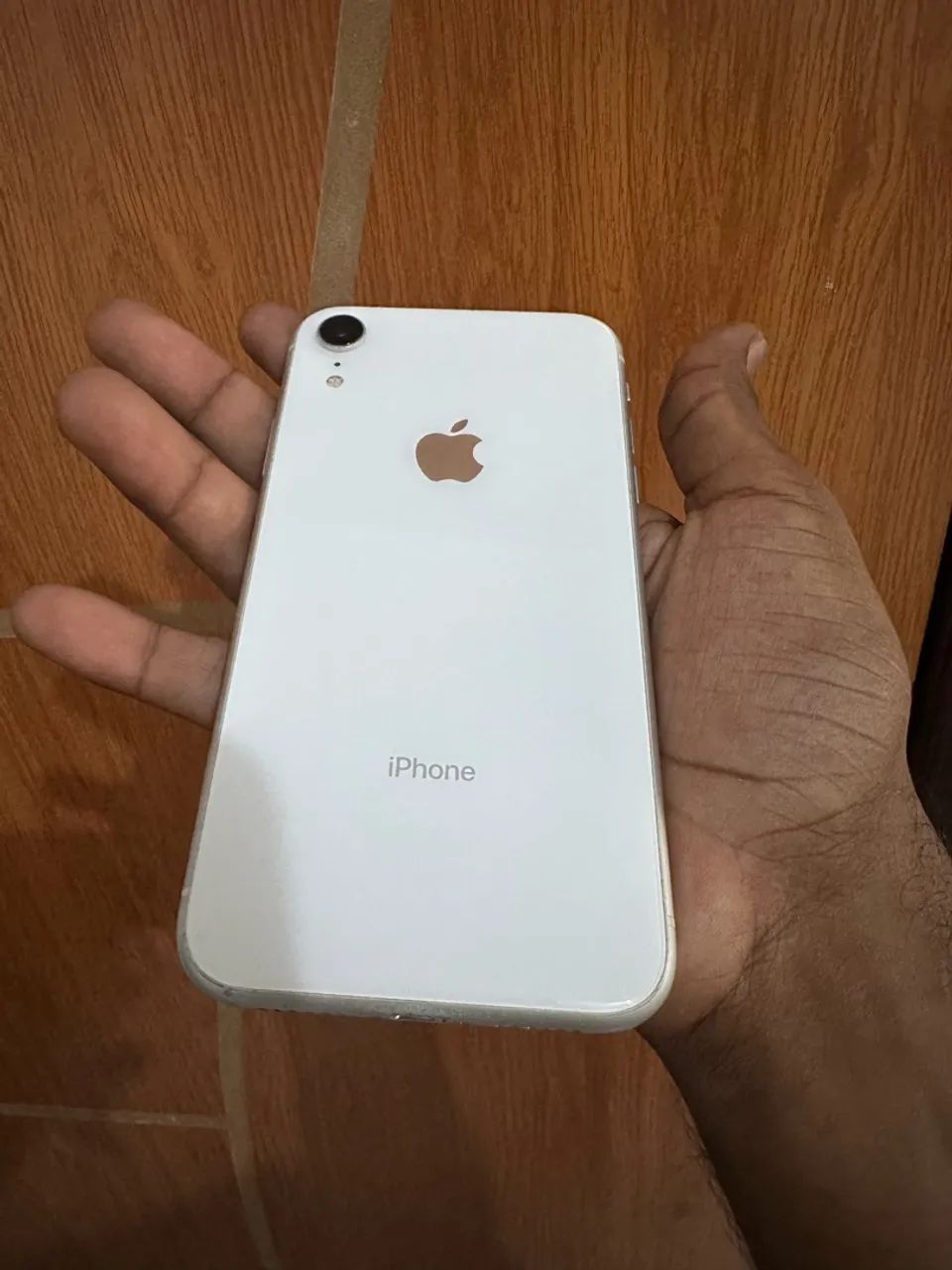 iPhone XR 