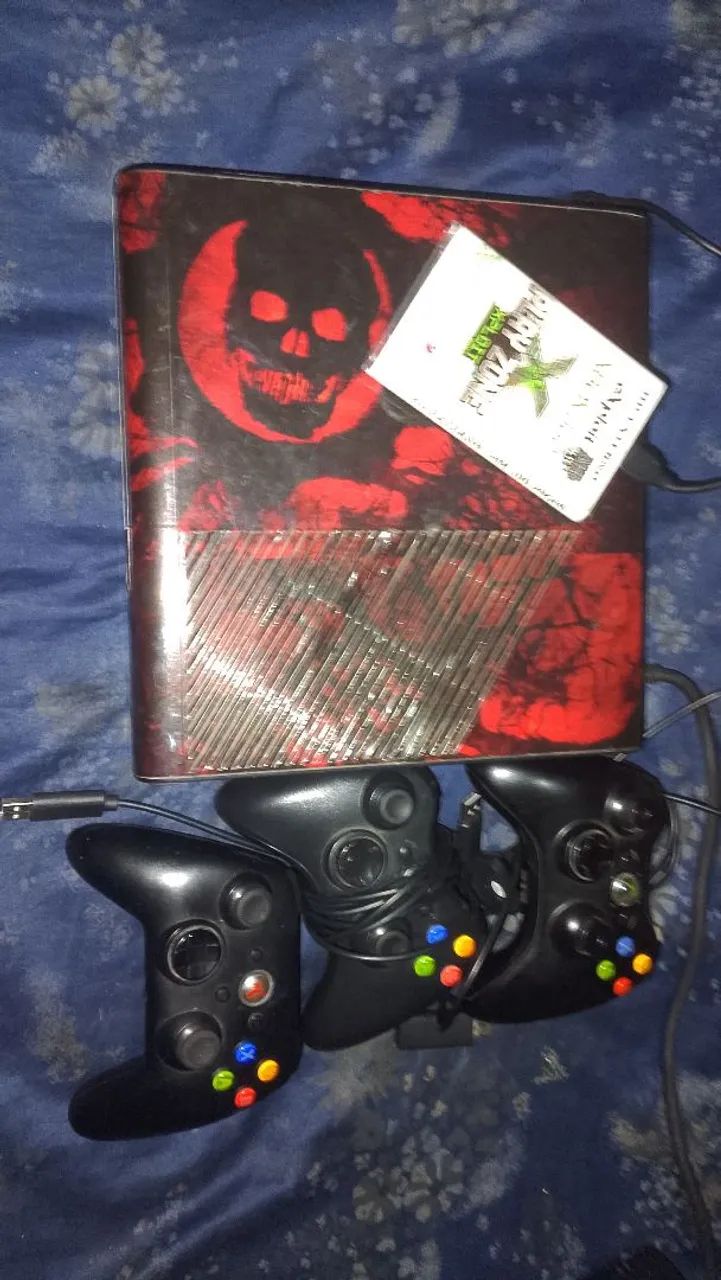 Vendo ou troco com volta minha Xbox 360 com 100 jogos no HD externo - Foto 2