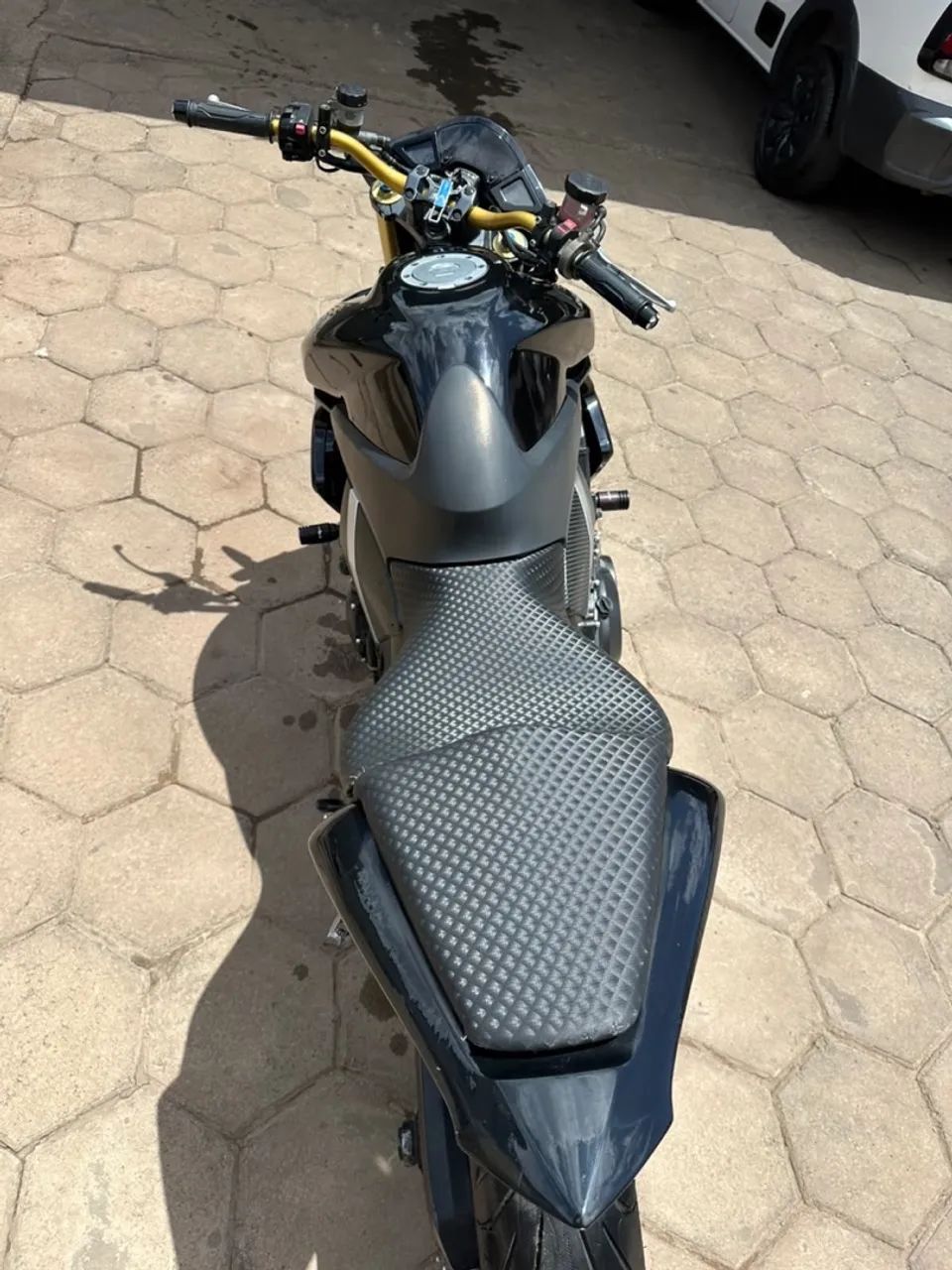 CB 1000 R - Foto 5