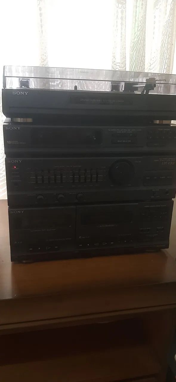 Mini System com Toca discos Sony -  3 em 1 - Aparelho de som  - Foto 2