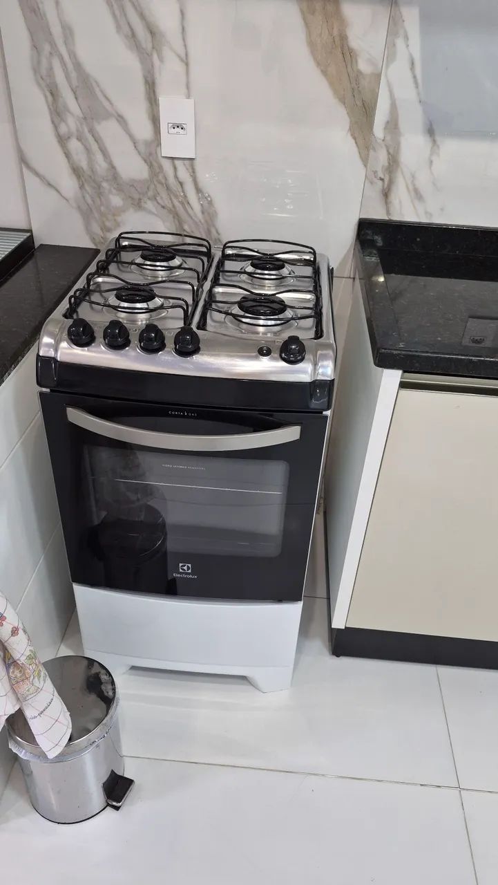 Apto para máximo 2 pessoas, confortavelmente mobiliado . Contato walter * - Foto 5