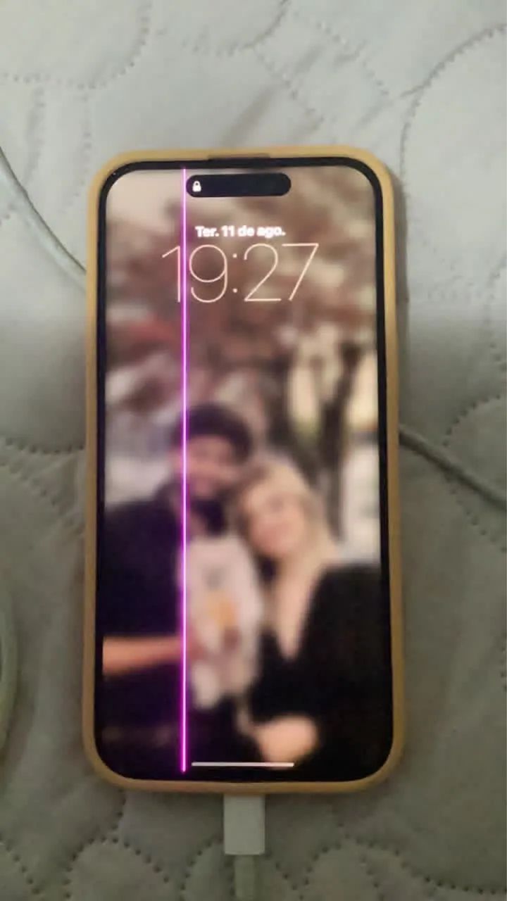 iPhone 15 Pro Max 256GB / Tela com avaria - Funcionando perfeitamente