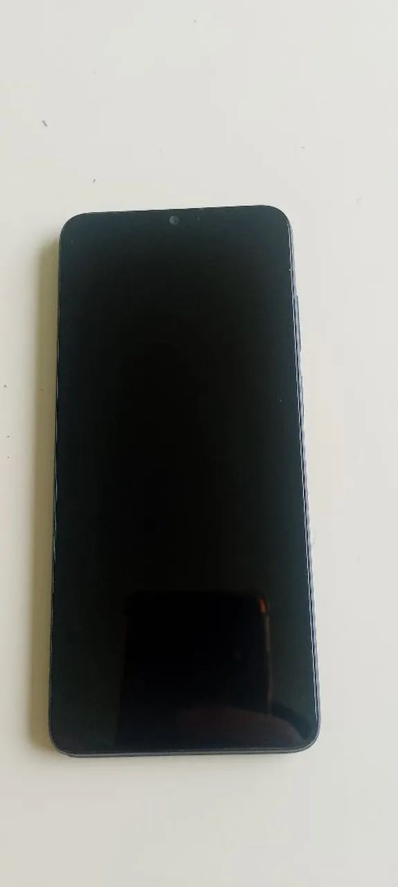 Smartfone E22 semi novo 