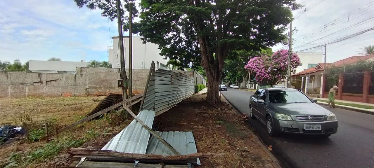 Maringá -Pr, Zona04, Rua Visconde de Nacar 570m2  - Foto 3