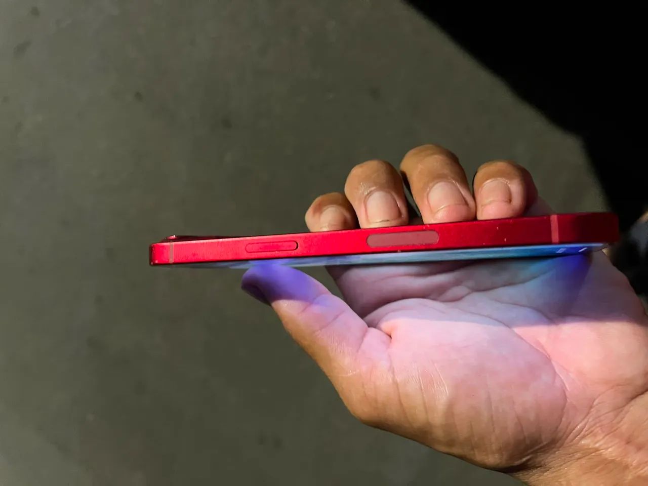 IPHONE 13 RED - Foto 2