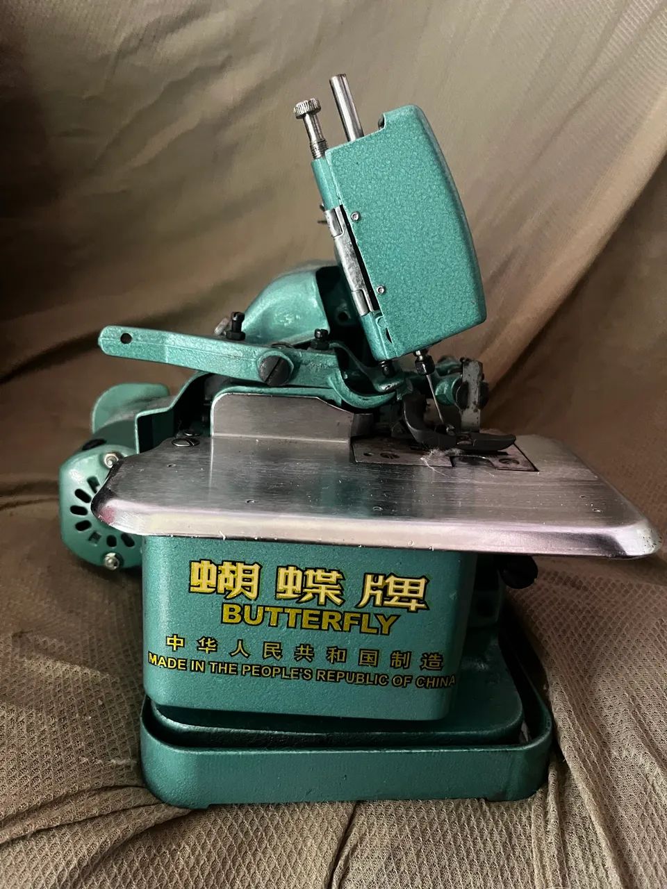Máquina de costura overlock chinesinha  - Foto 3