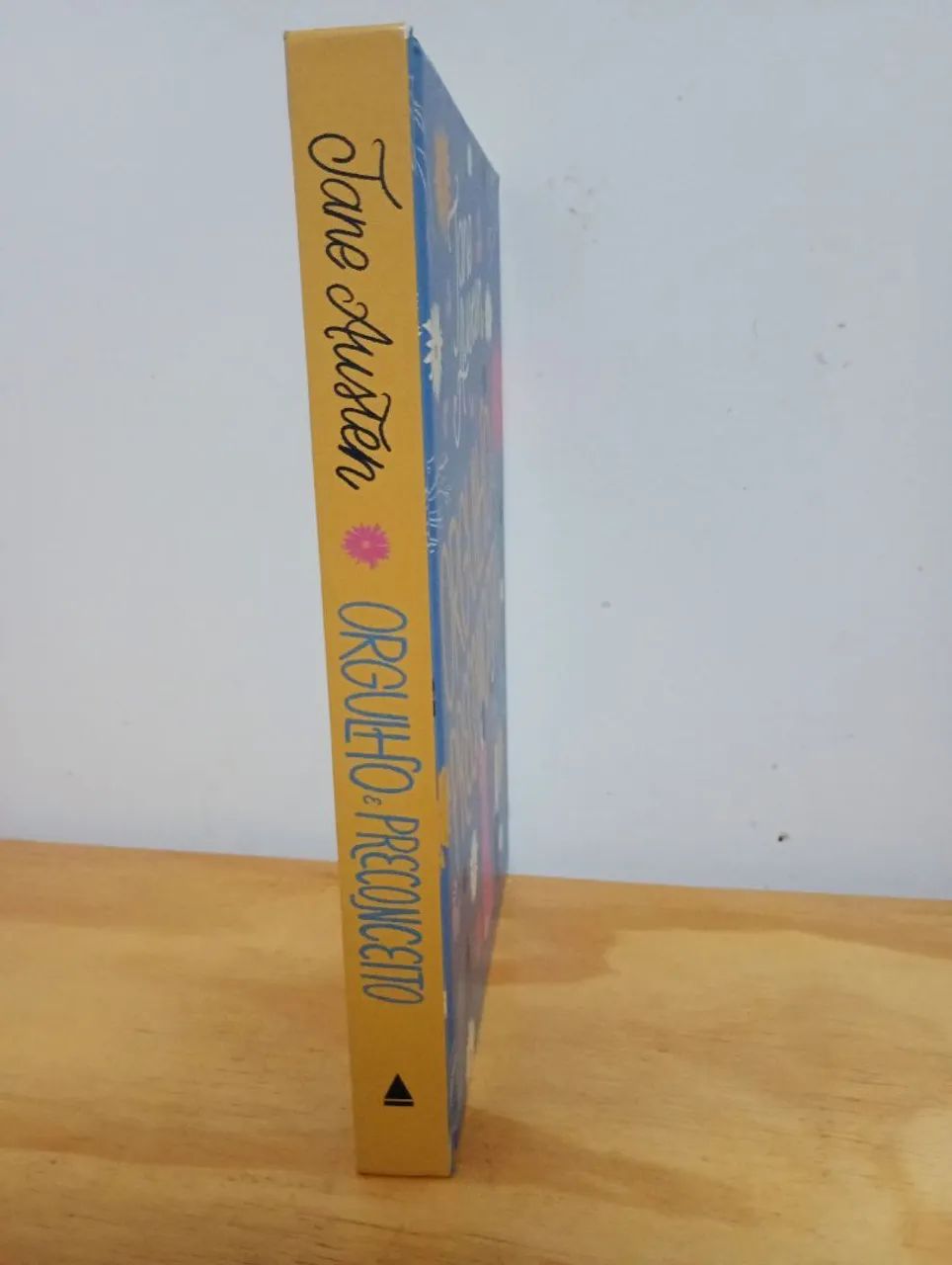 Livro Orgulho e Preconceito  - Foto 3