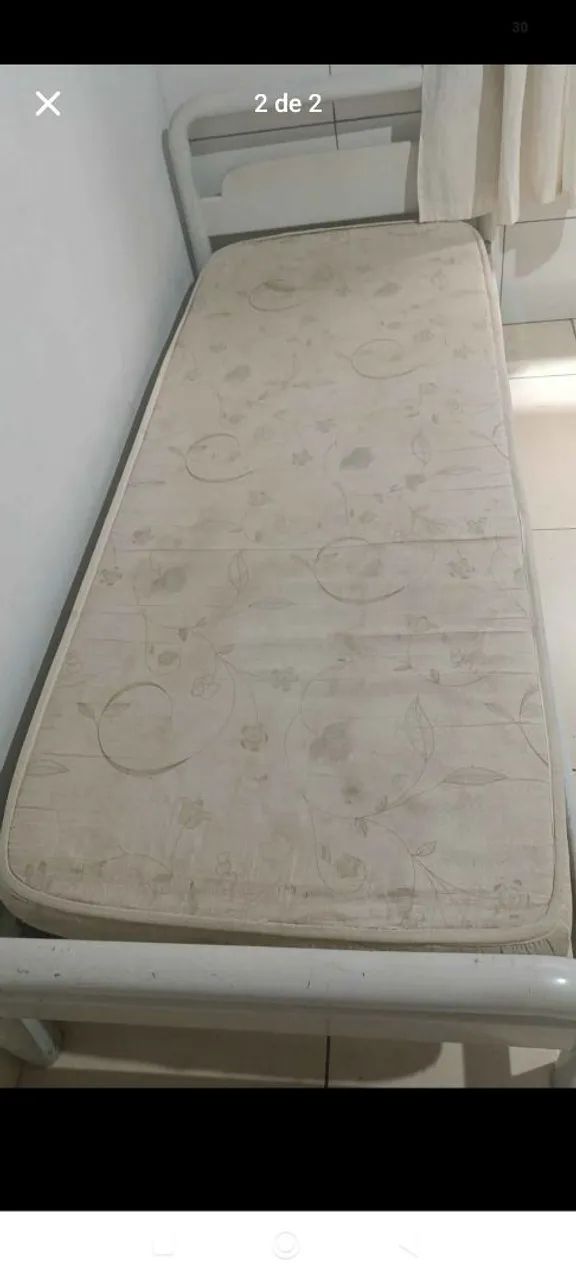 Cama com colchão 