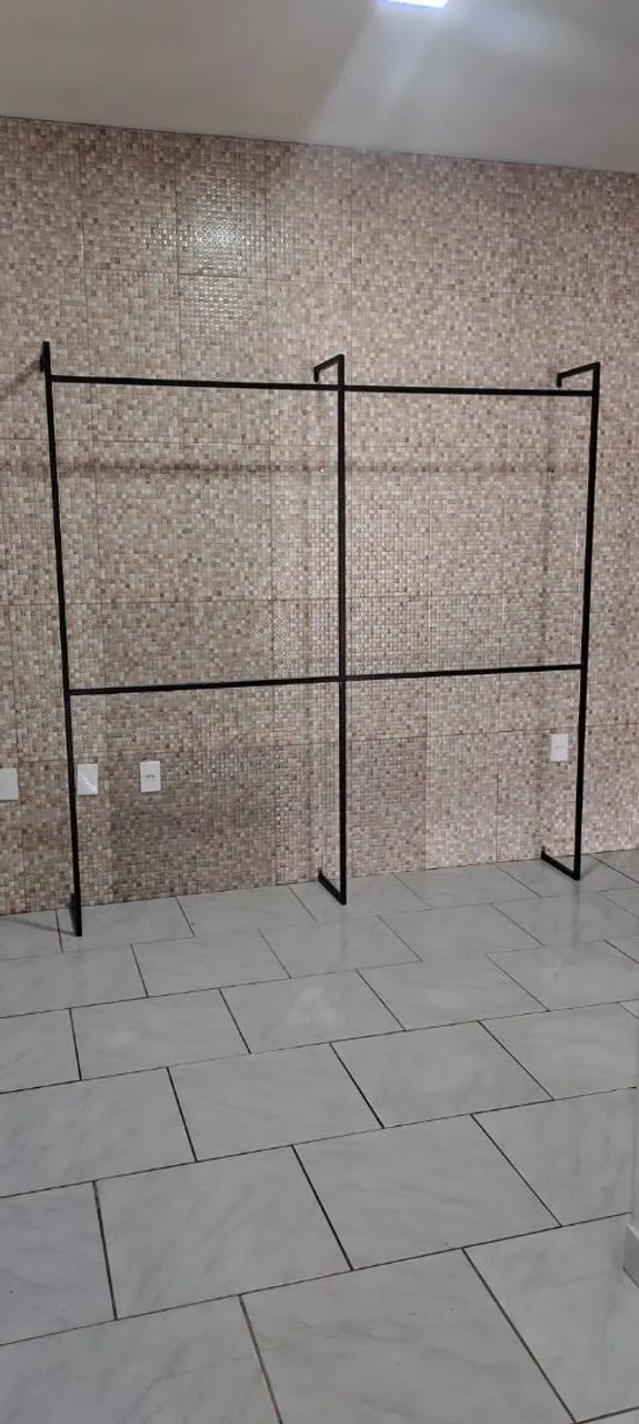 Vendo arara de roupas 