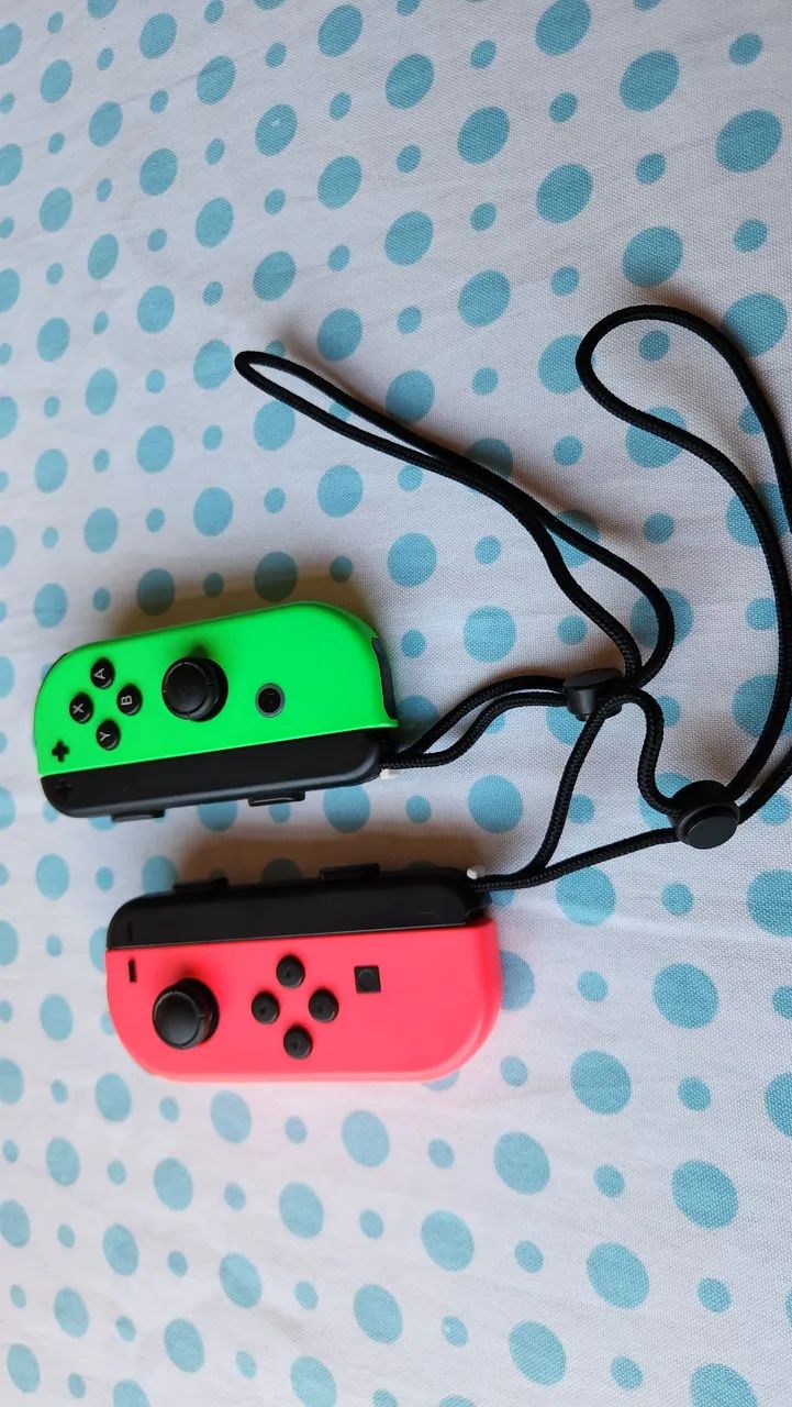 Joy Con - Nintendo Switch - Foto 2