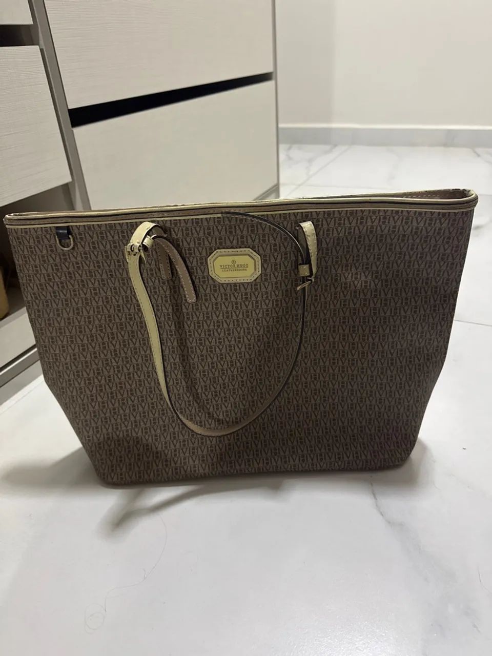 Bolsa Víctor Hugo  - Foto 2