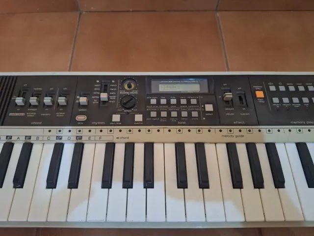 Teclado Casio Casiotone MT-70 para conserto - Foto 5