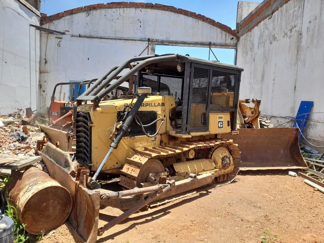 trator de esteira caterpillar D4E  - Foto 2