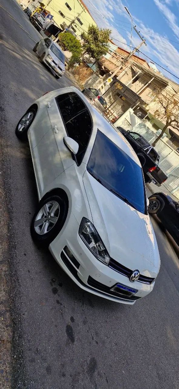 Volkswagen Golf Golf Comfortline 1.6 MSI Total Flex Aut. 2016