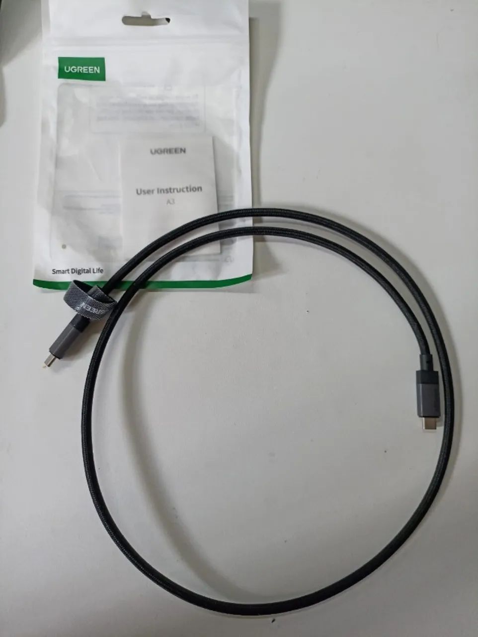 Cabo UGREEN USB4 40Gbps - 240W PD 3.1 - 8K 60Hz - 1 metro - Thunderbolt Compatível