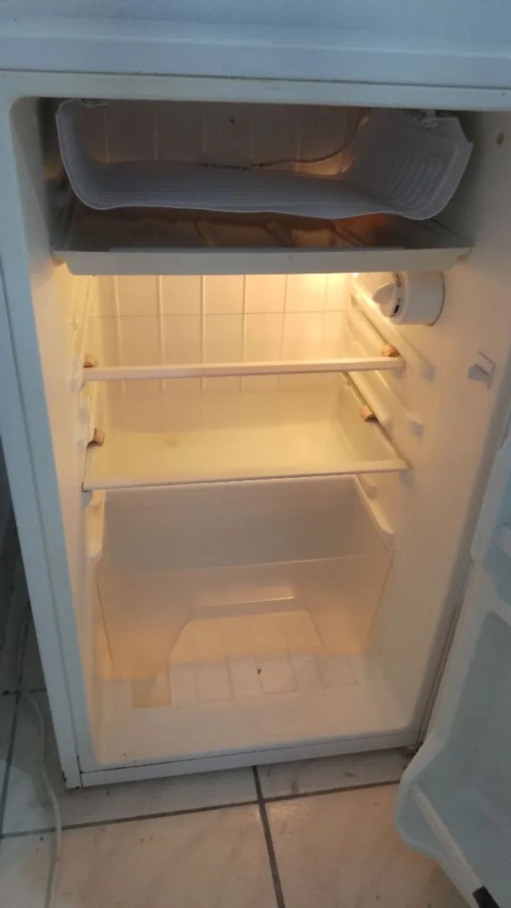 Frigobar Philco - Foto 5