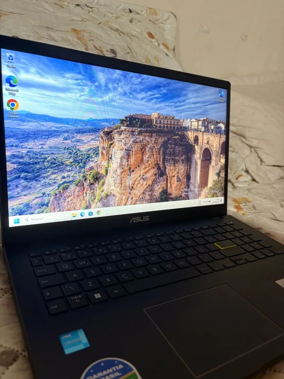 Vendo Notebook Asus Vivobook Go 15 impec ável! - Foto 2