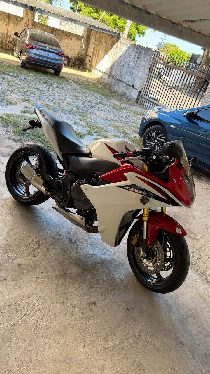 Cbr 600f a mais nova de fortaleza 